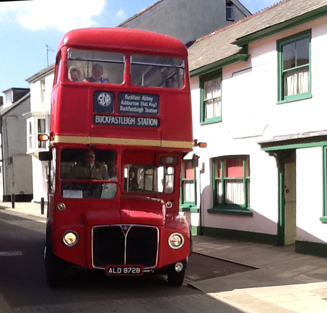 RM1872 in Buckfastleigh Town